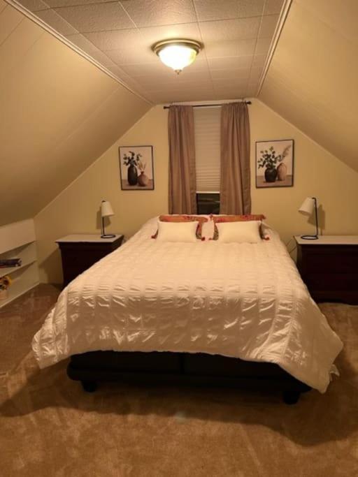 Theos Niagara Holiday home Lewiston