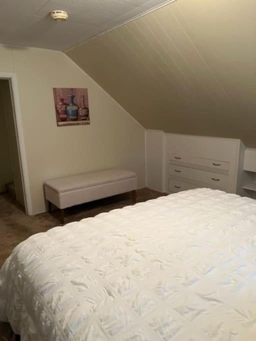 Holiday home Theos Niagara Lewiston