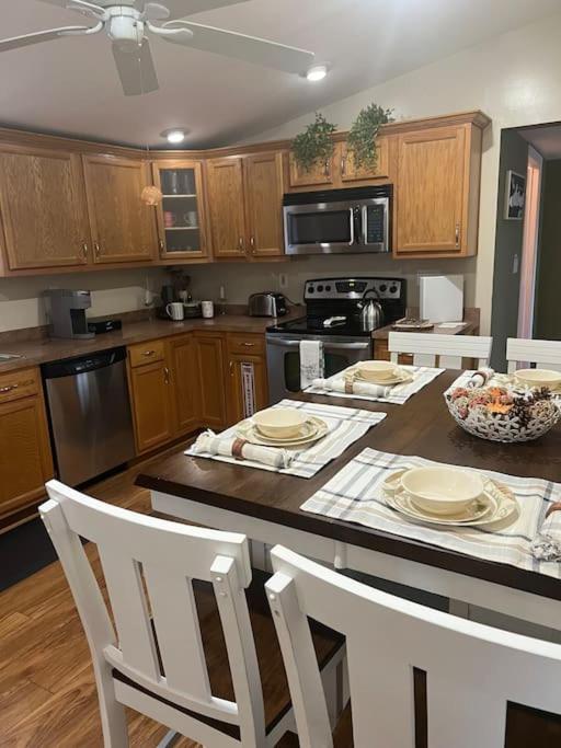Theos Niagara Holiday home Lewiston